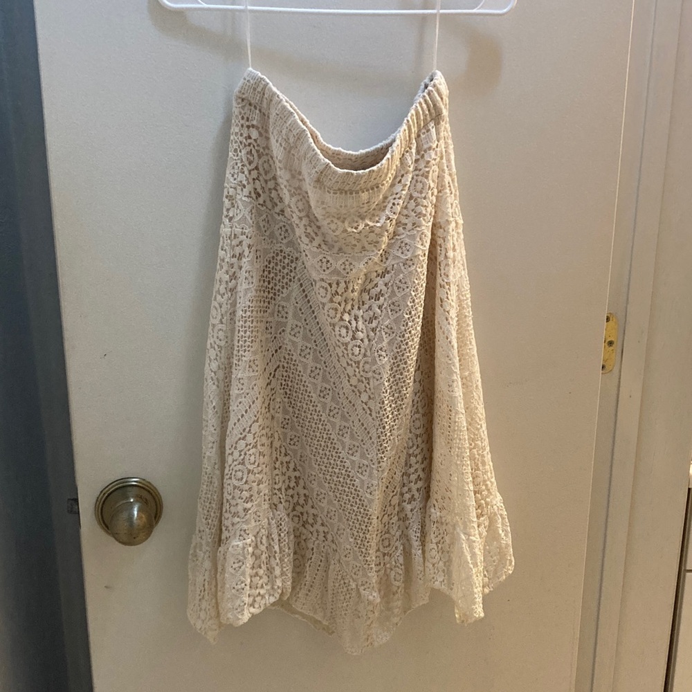 Chic Asymmetrical Cream Lace Skirt